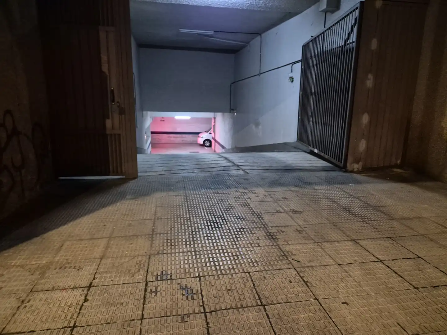 Garaje en venta en Calle Lantzeluze, 72, Berriozar