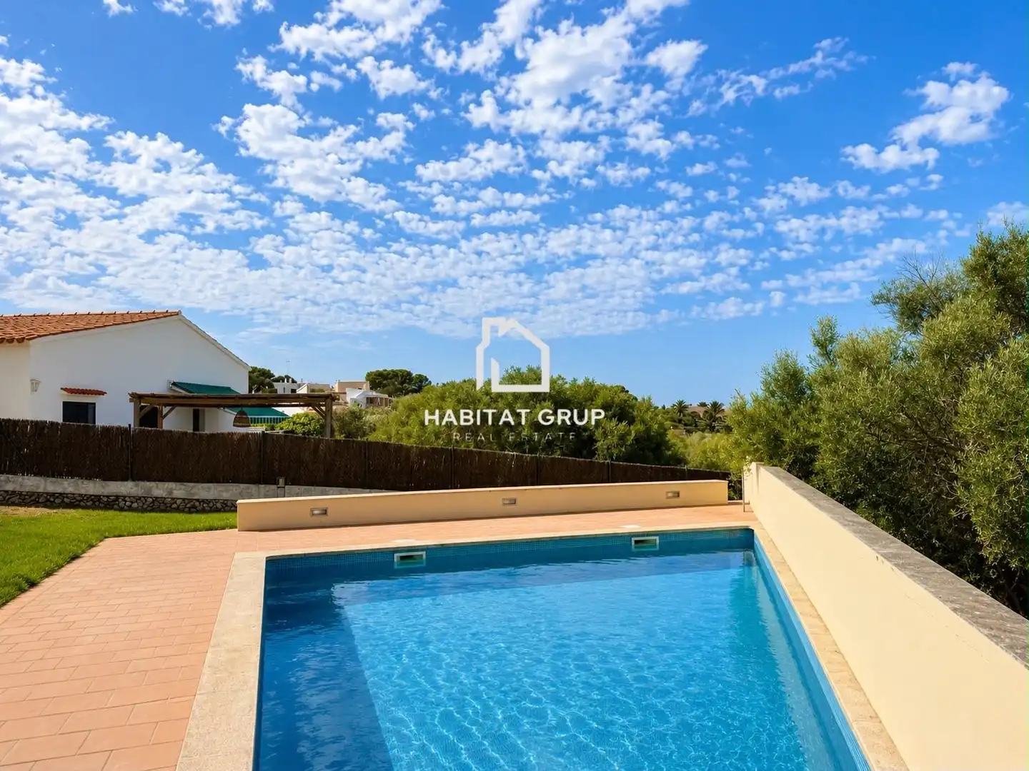 Piscina de Casa adosada en venta en Maó - Mahón con Aire acondicionado, Jardín privado y Terraza