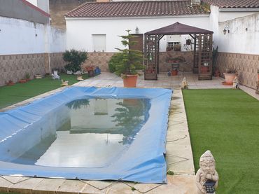 Casa amb piscina en venda a Parque de la Constitución 5a