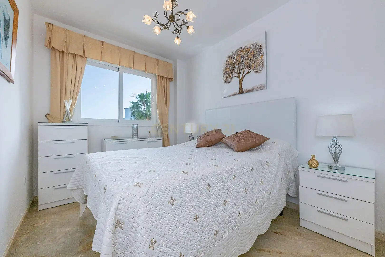 Apartamento con terraza en venta en El Castillo, imagen 25