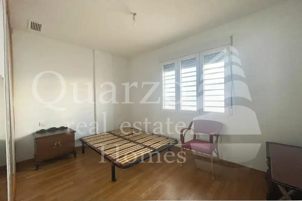 Bedroom of Flat for sale in Almagro