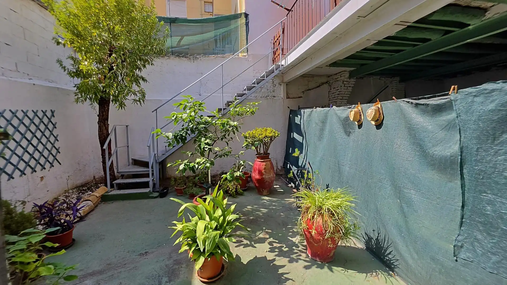 Terraza de Casa o chalet en venta en Zaragoza con Calefacción y Amueblado