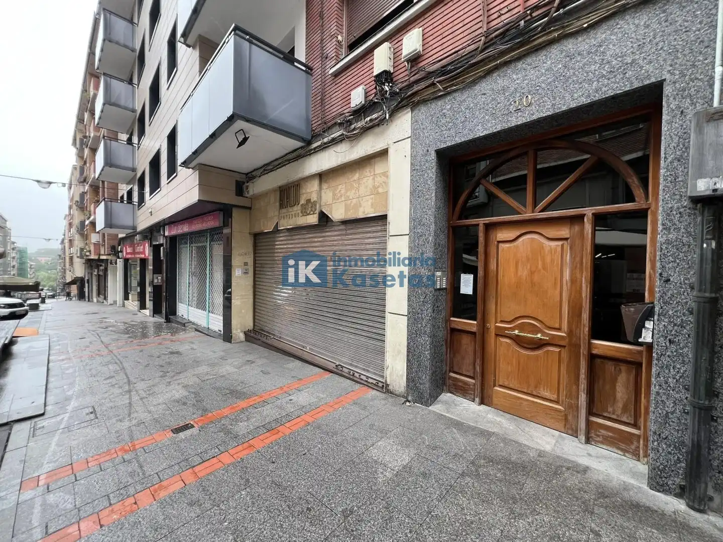 Business premises for sale in Centro - Ariz - Uribarri, imagen 2