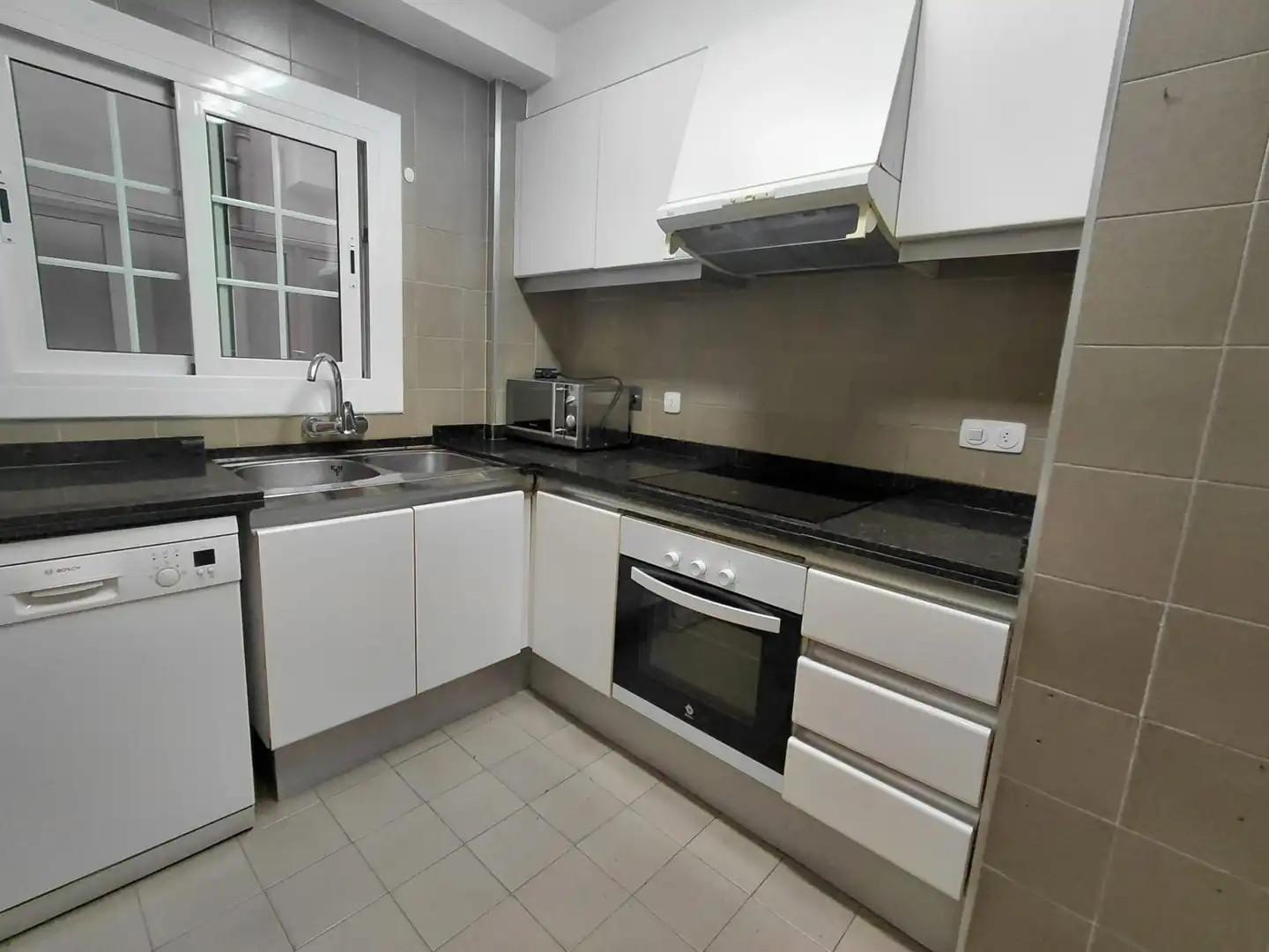 Kitchen of Flat for sale in Girona  with Heating, Terrace and Balcony