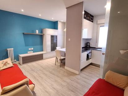 Wohnzimmer von Wohnung miete in Bilbao  mit Heizung, Möbliert und Ofen