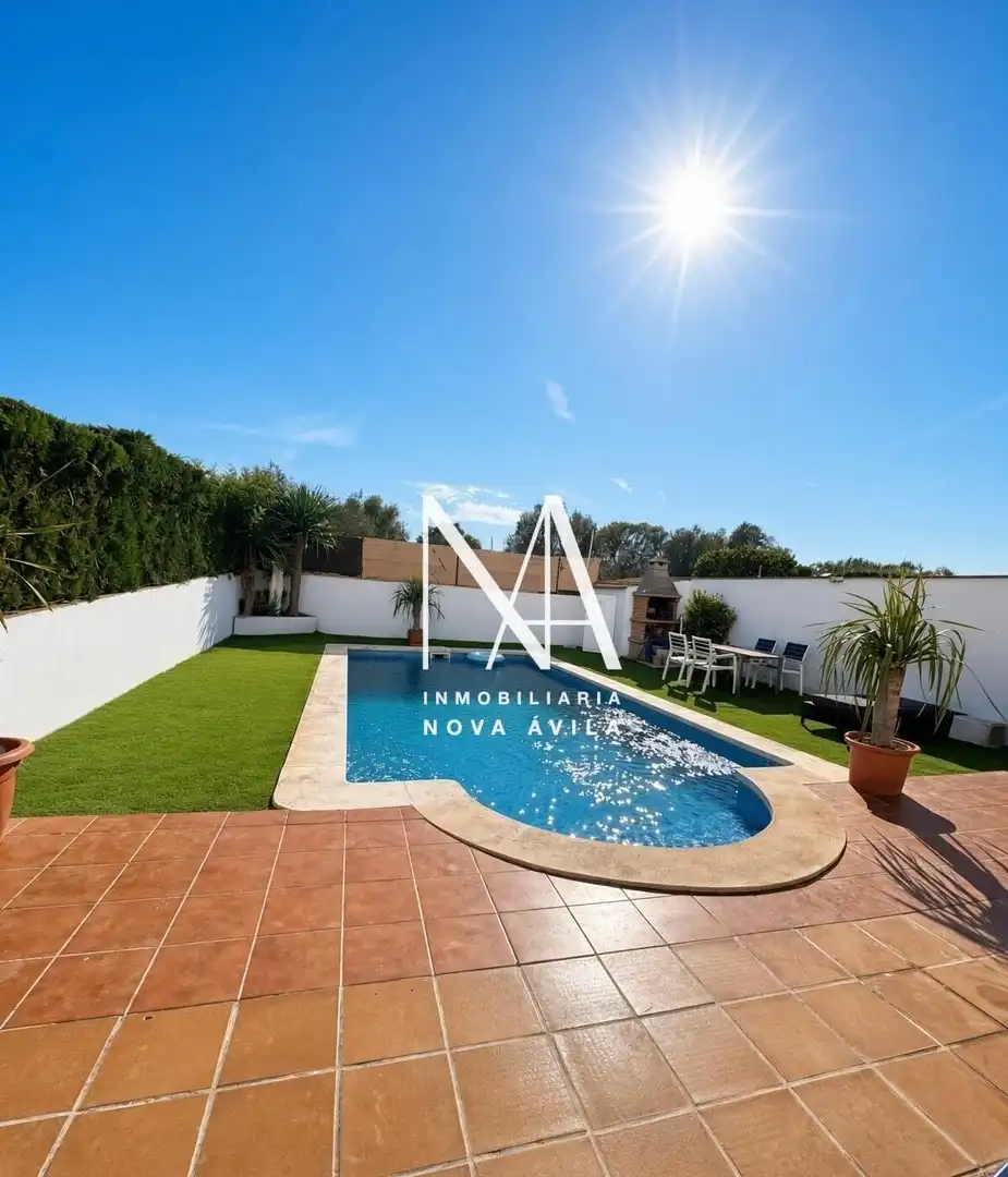 Semi-detached house with pool for sale in Ses Palmeres, imagen 7