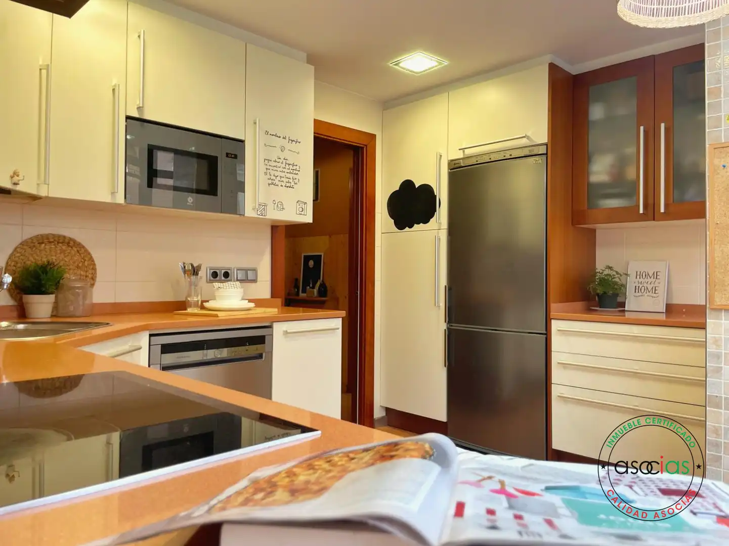 Küche von Wohnung zum Verkauf in Gijón  mit Heizung, Parkett und Abstellraum