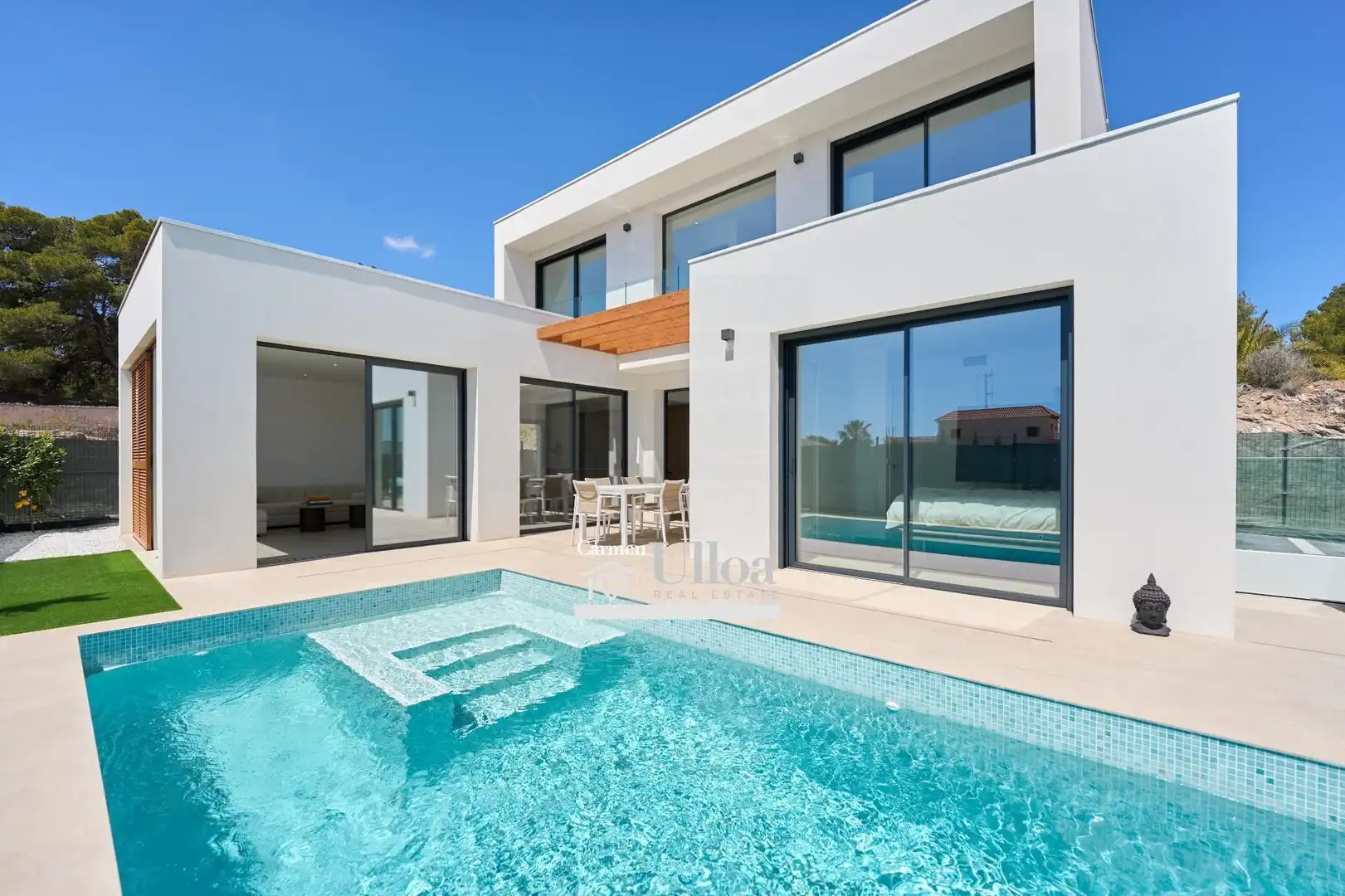Chalet con terraza en venta en Escandinavia - Cautivador