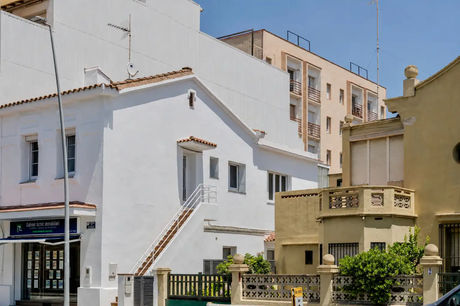 Vista exterior de Casa o chalet en venta en Premià de Mar con Parquet, Balcón y Alarma