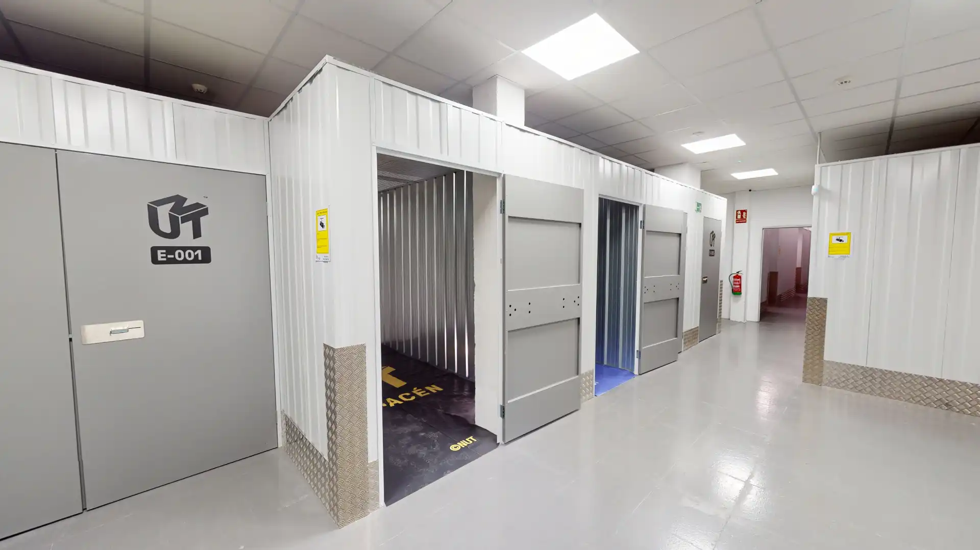 Storage room for rent in Madrid  with Alarm