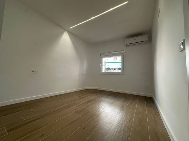 Piso en Venta en Calle EL.LIPSE DE L' en La Florida