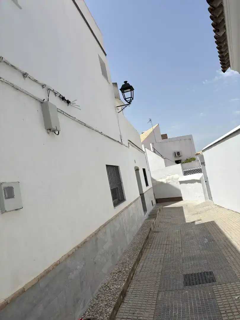 Vista exterior de Casa adosada en venda en Cantillana