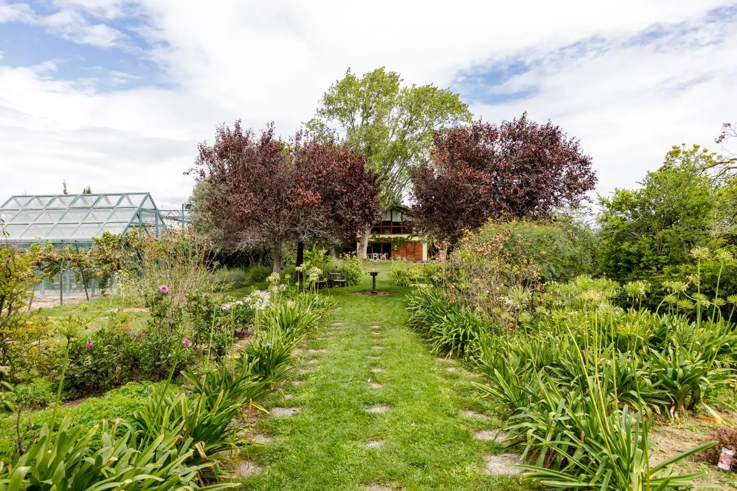 Jardí de Casa o xalet en venda en Zaragoza amb Aire condicionat, Calefacció i Jardí privat