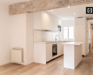 Kitchen of Flat to rent in  Madrid Capital  with Air Conditioner, Heating and Furnished