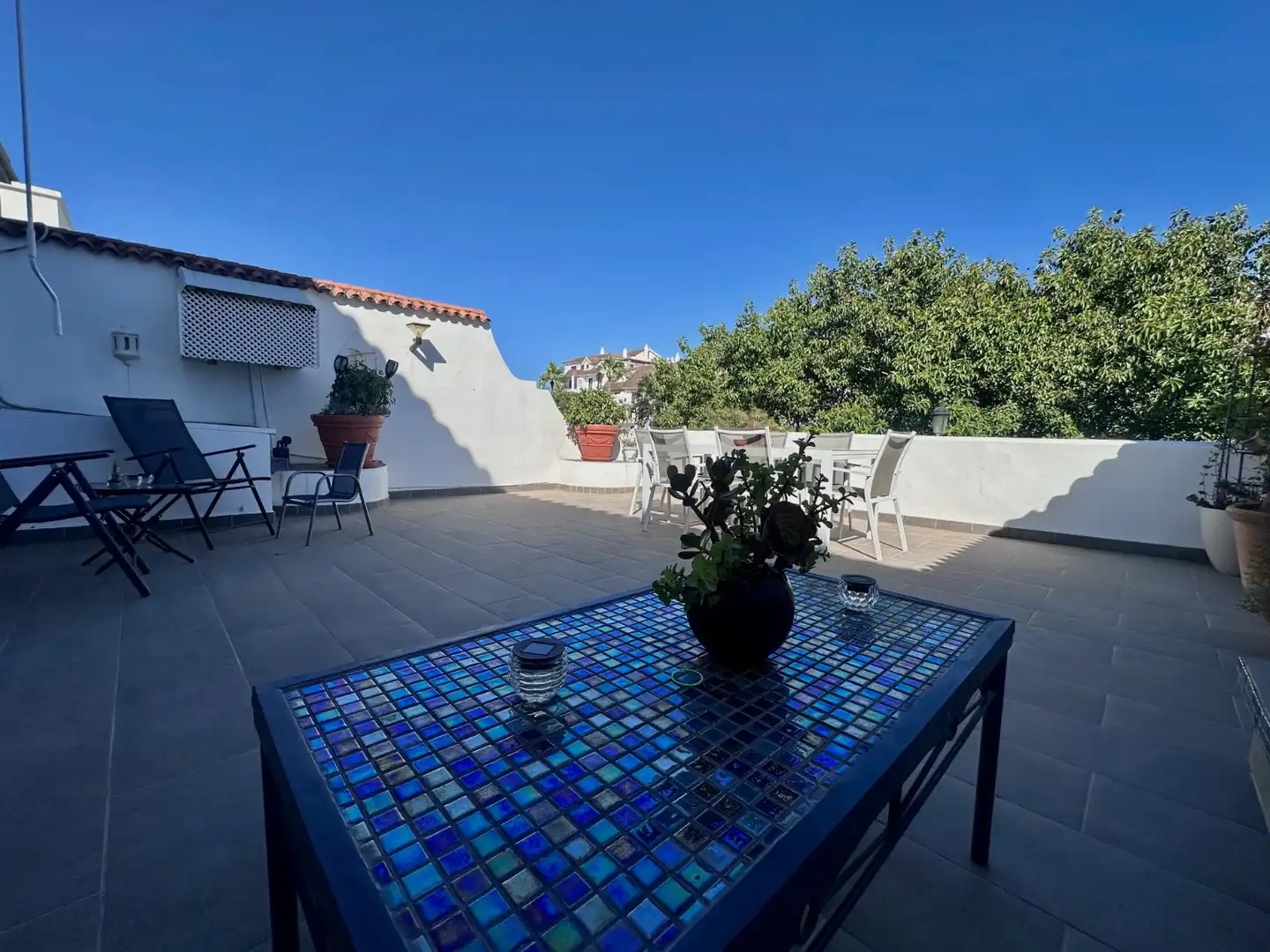 Terrassa de Casa o xalet en venda en Puerto de la Duquesa