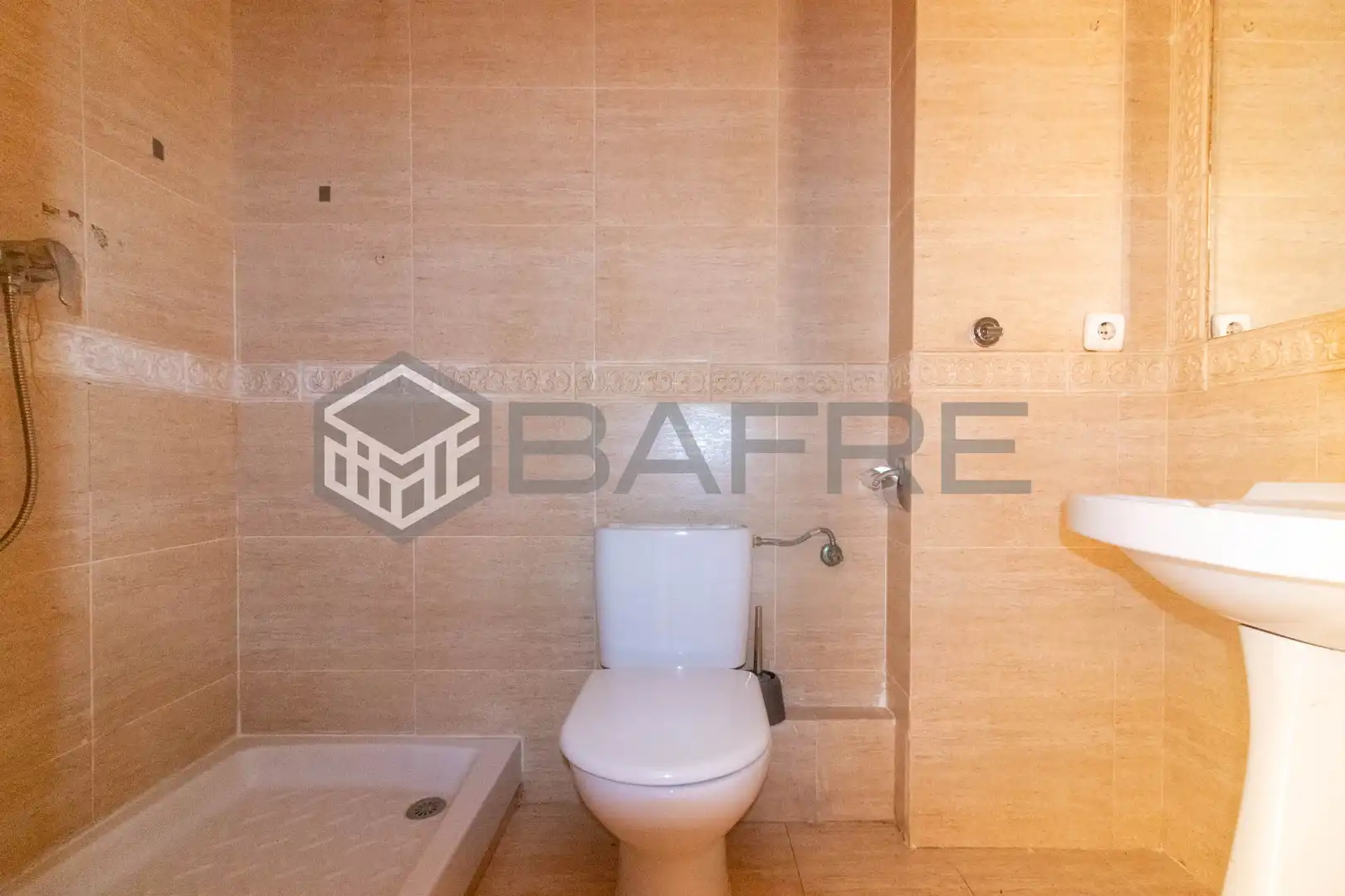 Badezimmer von Wohnung zum Verkauf in Madrid
