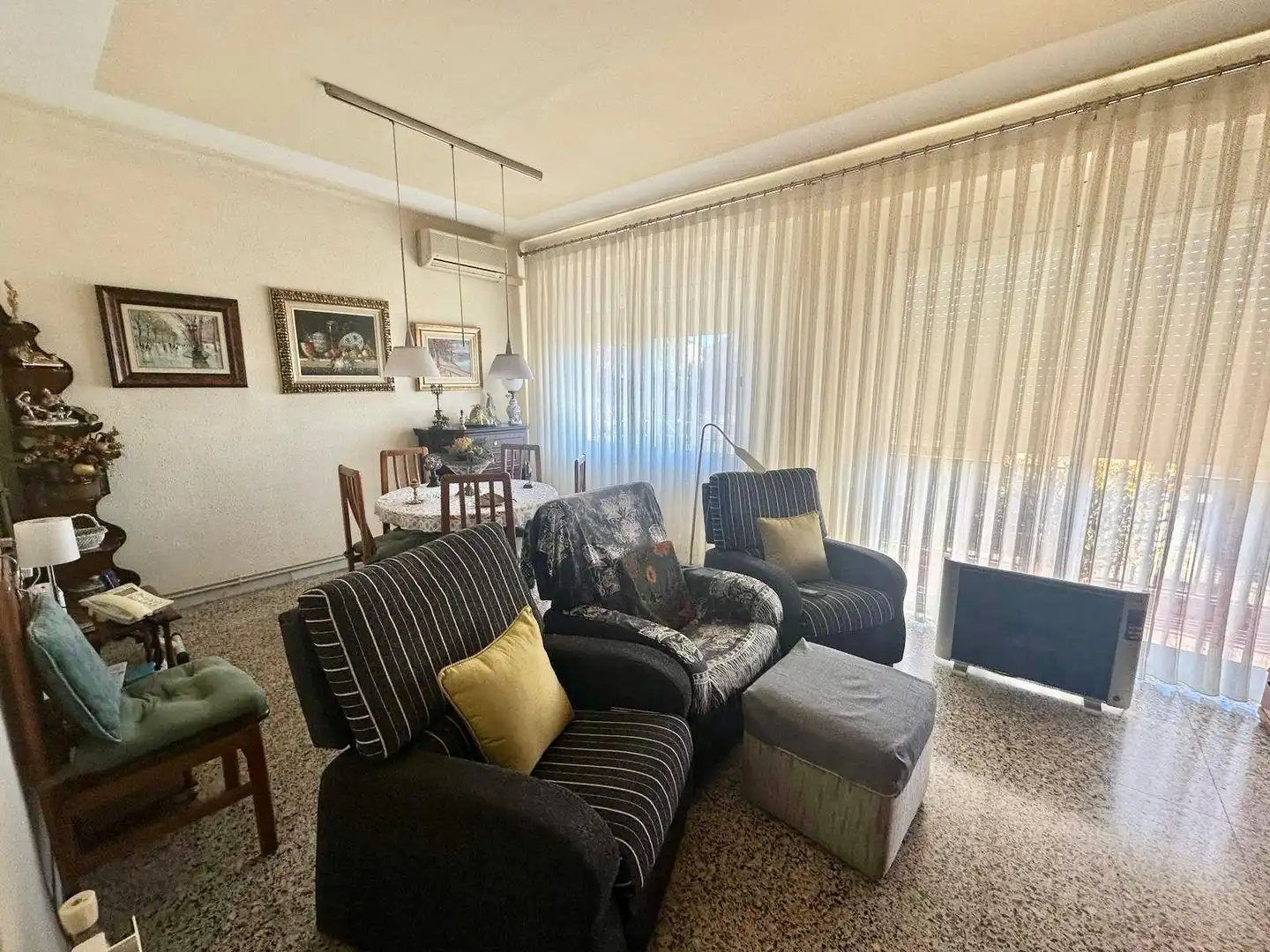 Sala de estar de Piso en venta en Terrassa con Calefacción, Terraza y Trastero