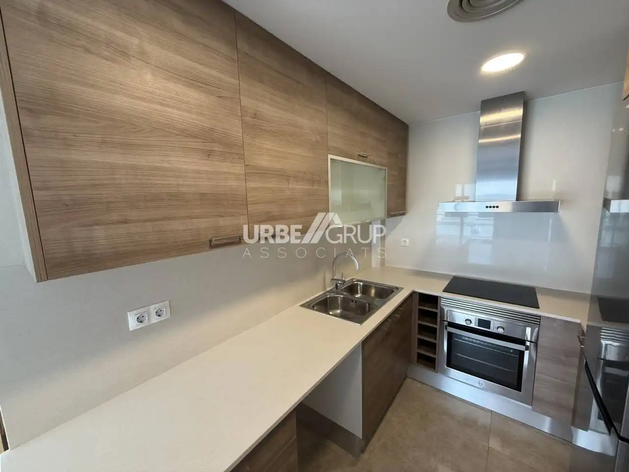 Apartments for rent in Calle SOLSONA, Les Arenes - La Grípia Can Montllor