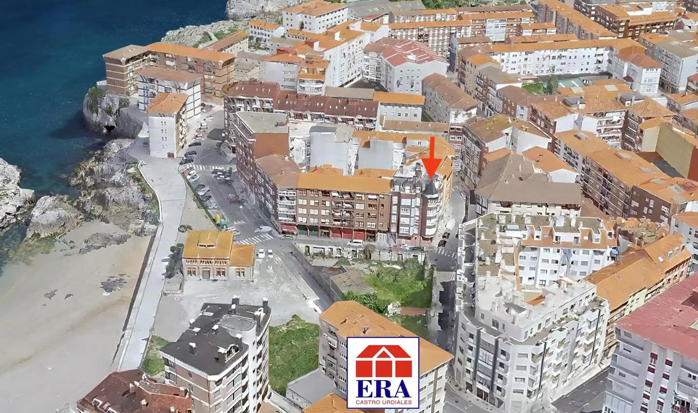 Exterior view of Flat for sale in Castro-Urdiales  with Heating and Furnished