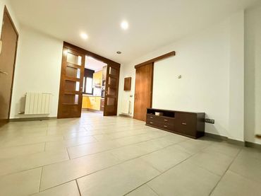 Flat with garden to rent in Calle Universo