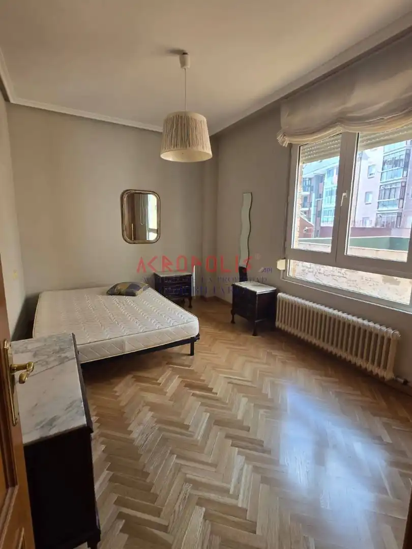 Bedroom of Apartments for rent in León Capital   with Heating, Terrace and Storage room