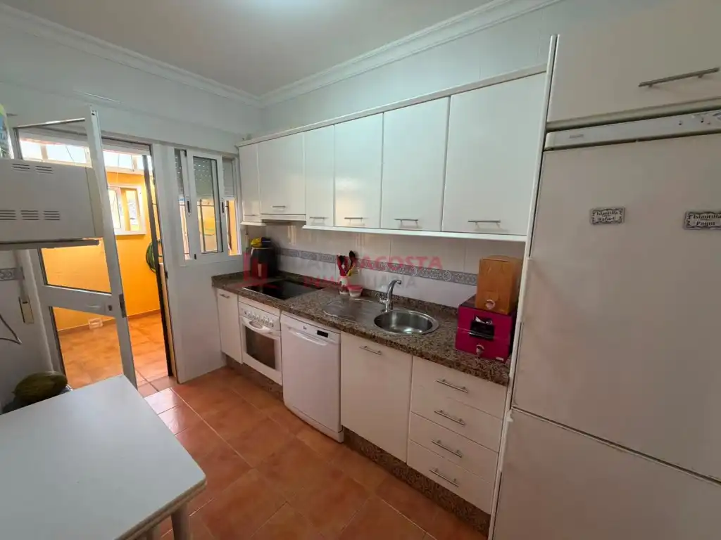 Kitchen of Detached homes for sale in Islantilla