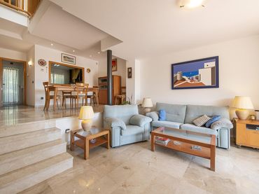 Reihenhaus mit Balkon zum Verkauf in Sant Pol
