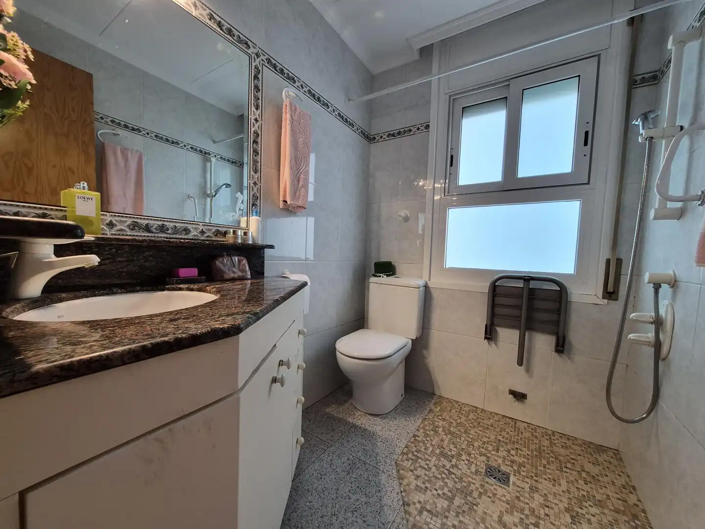 Baño de Casa o chalet en venta en Lliçà d'Amunt con Calefacción y Jardín privado