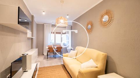 Foto 2 de Pis de lloguer a Carrer de Pavia, 91, Sants-Badal, Barcelona