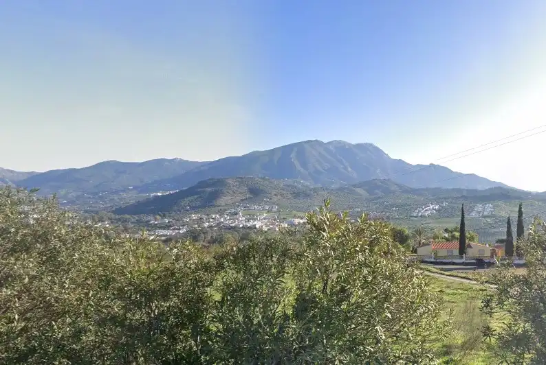Rustikales Grundstück zum Verkauf in Viñuela