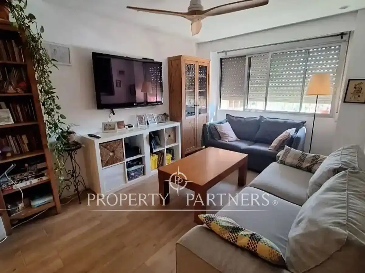 Sala d'estar de Apartament en venda en Burjassot amb Moblat