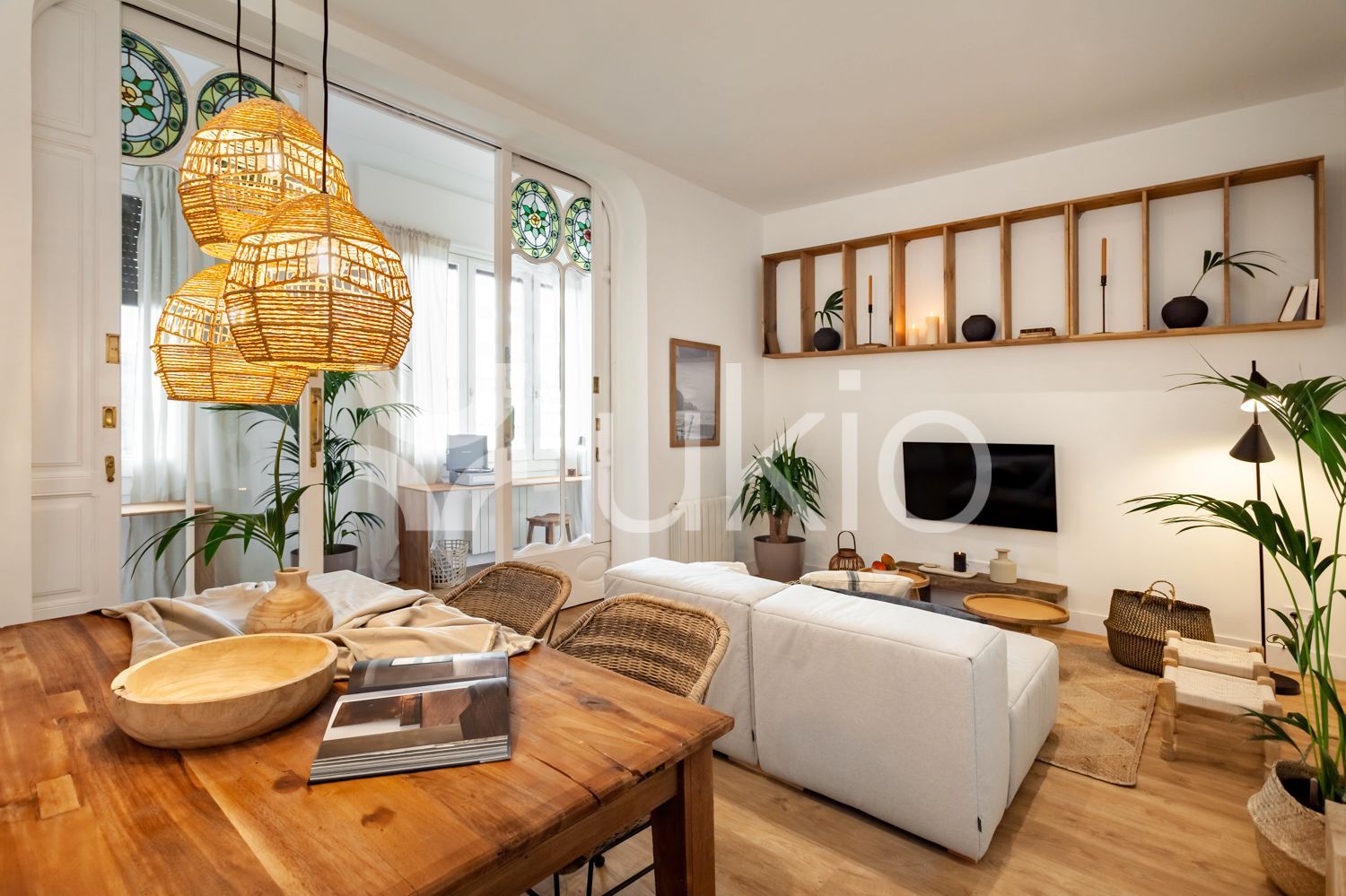 Sala d'estar de Apartament de lloguer en  Barcelona Capital amb Aire condicionat, Calefacció i Moblat