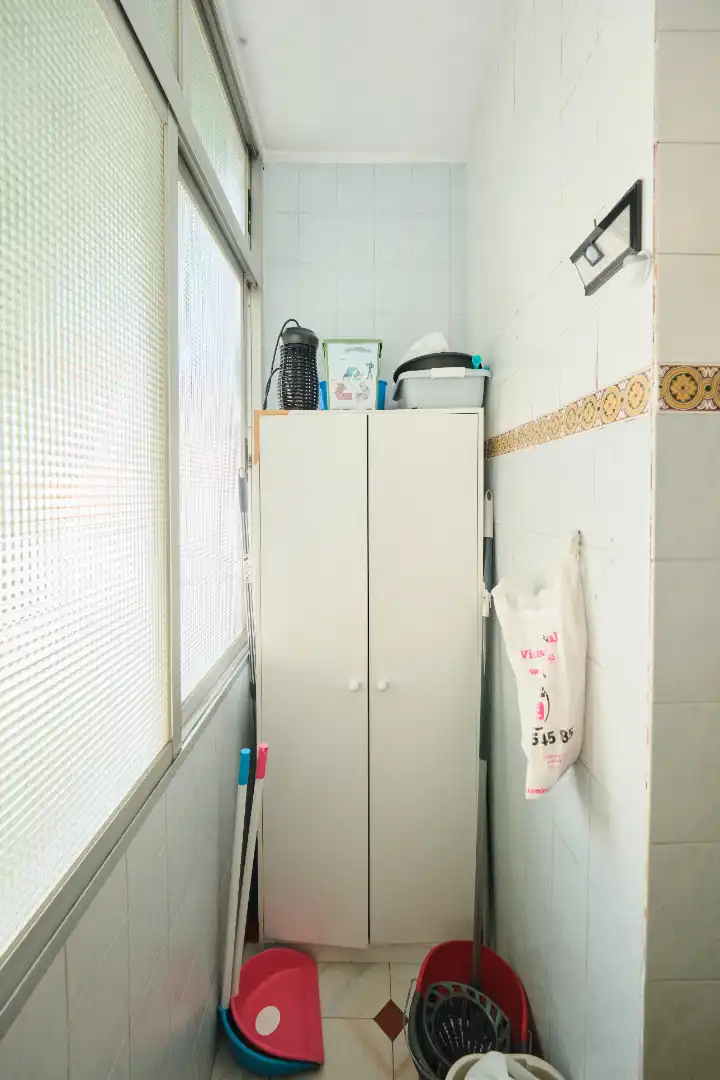 Habitación de Piso en venta en Granada con Aire acondicionado y Amueblado