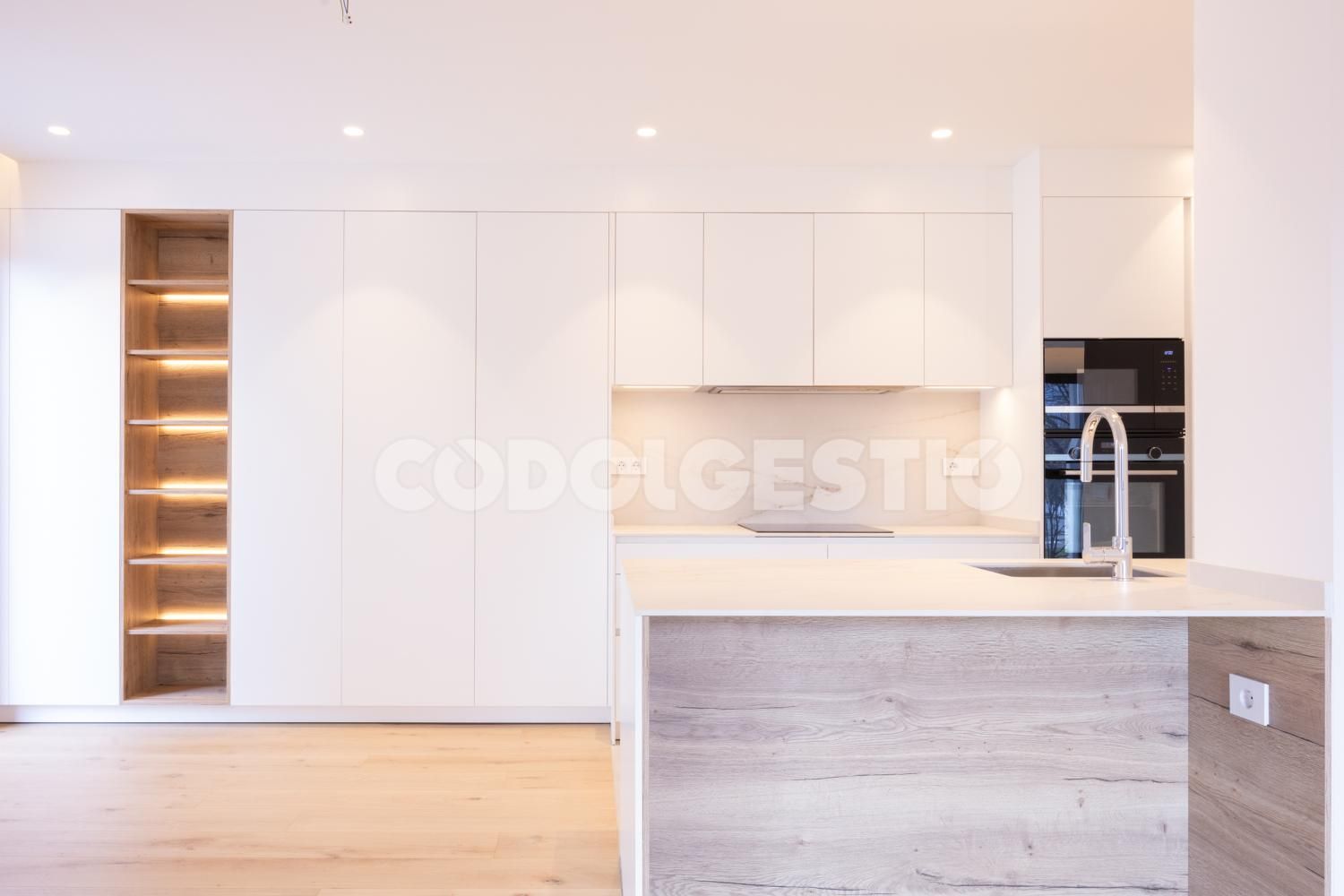 Cocina de Piso en venta en Vic con Terraza