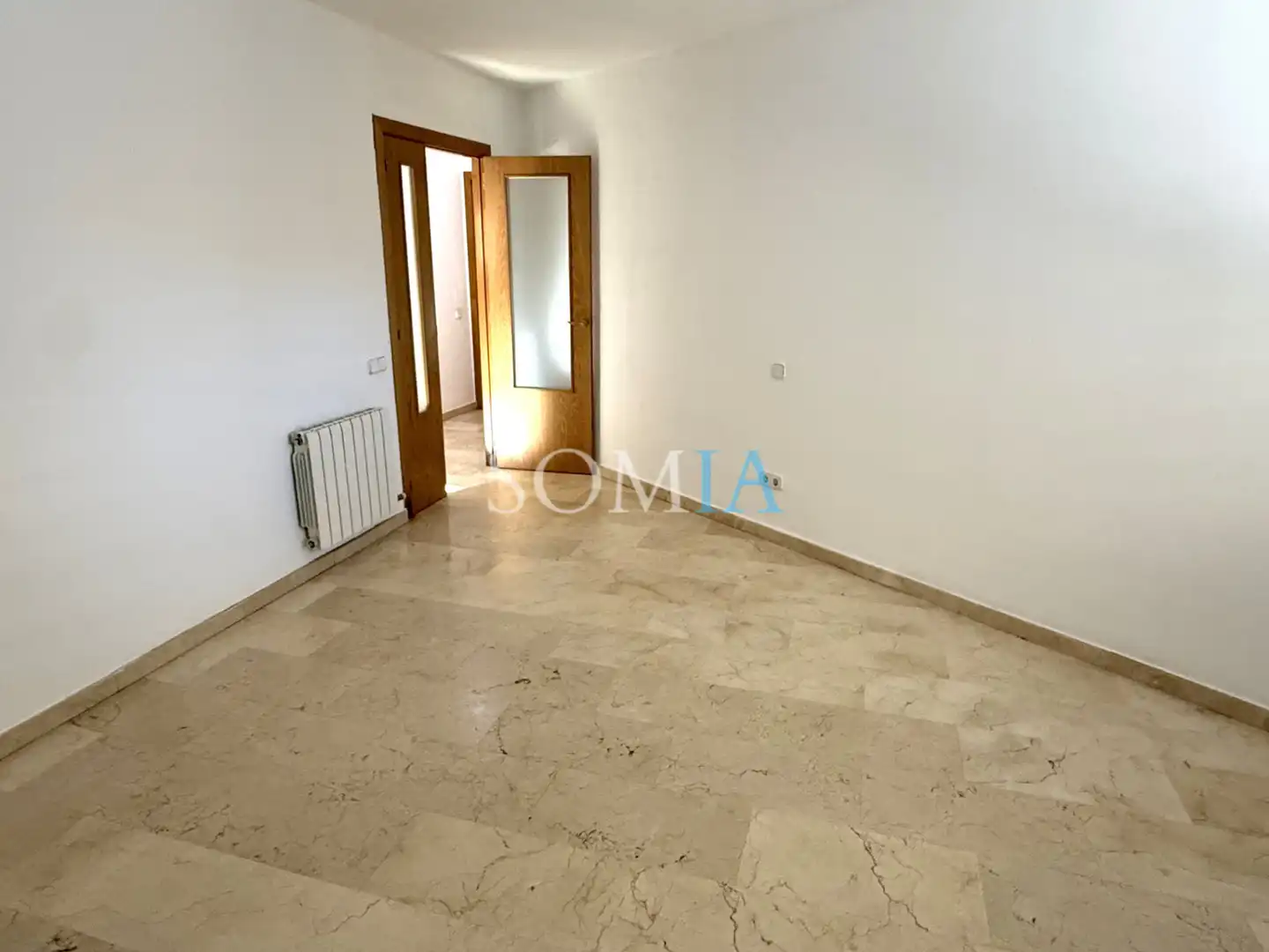Habitación de Piso en venta en Sant Celoni con Calefacción, Horno y Internet