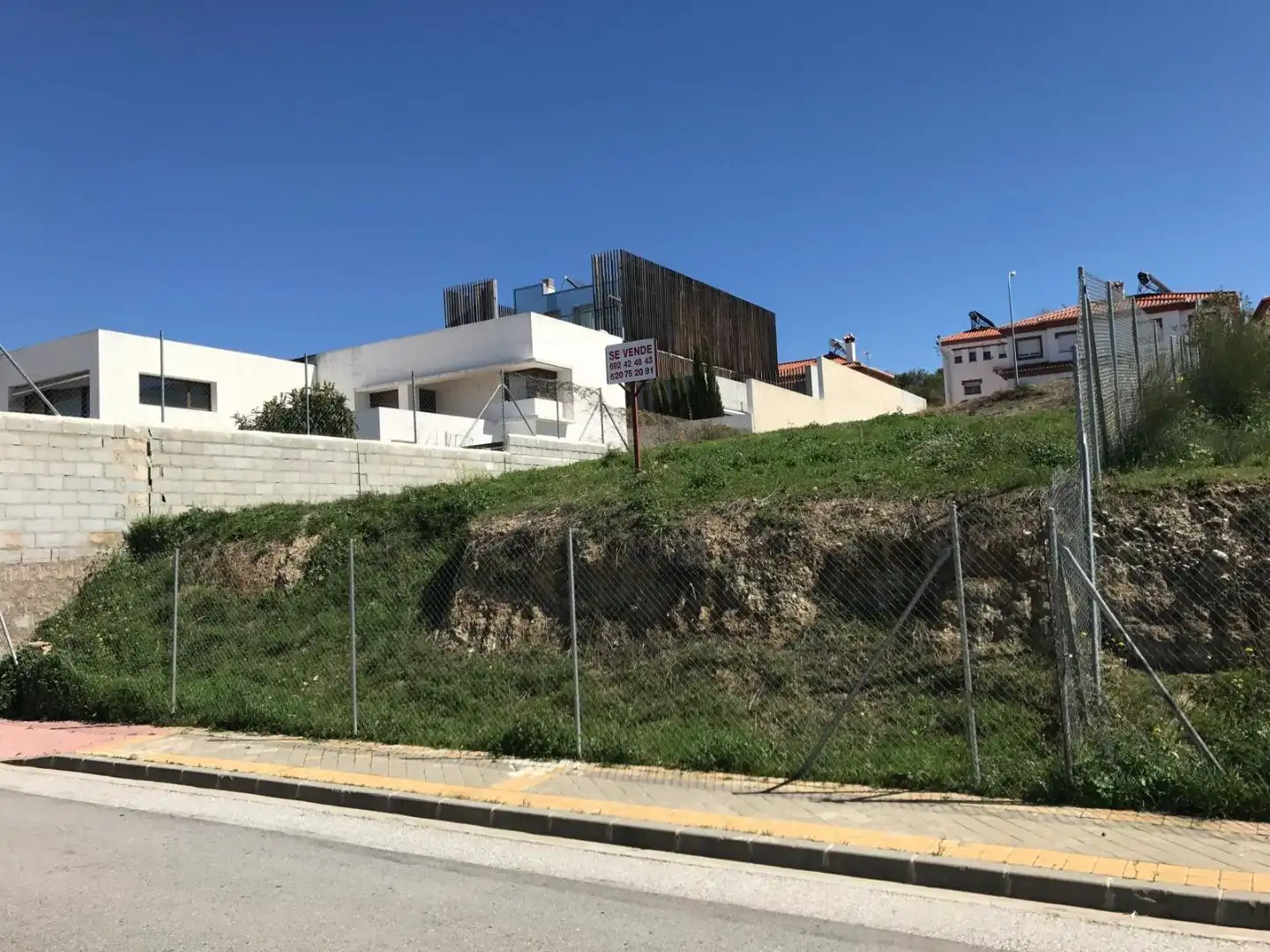 Außenansicht von Residential zum Verkauf in Granada