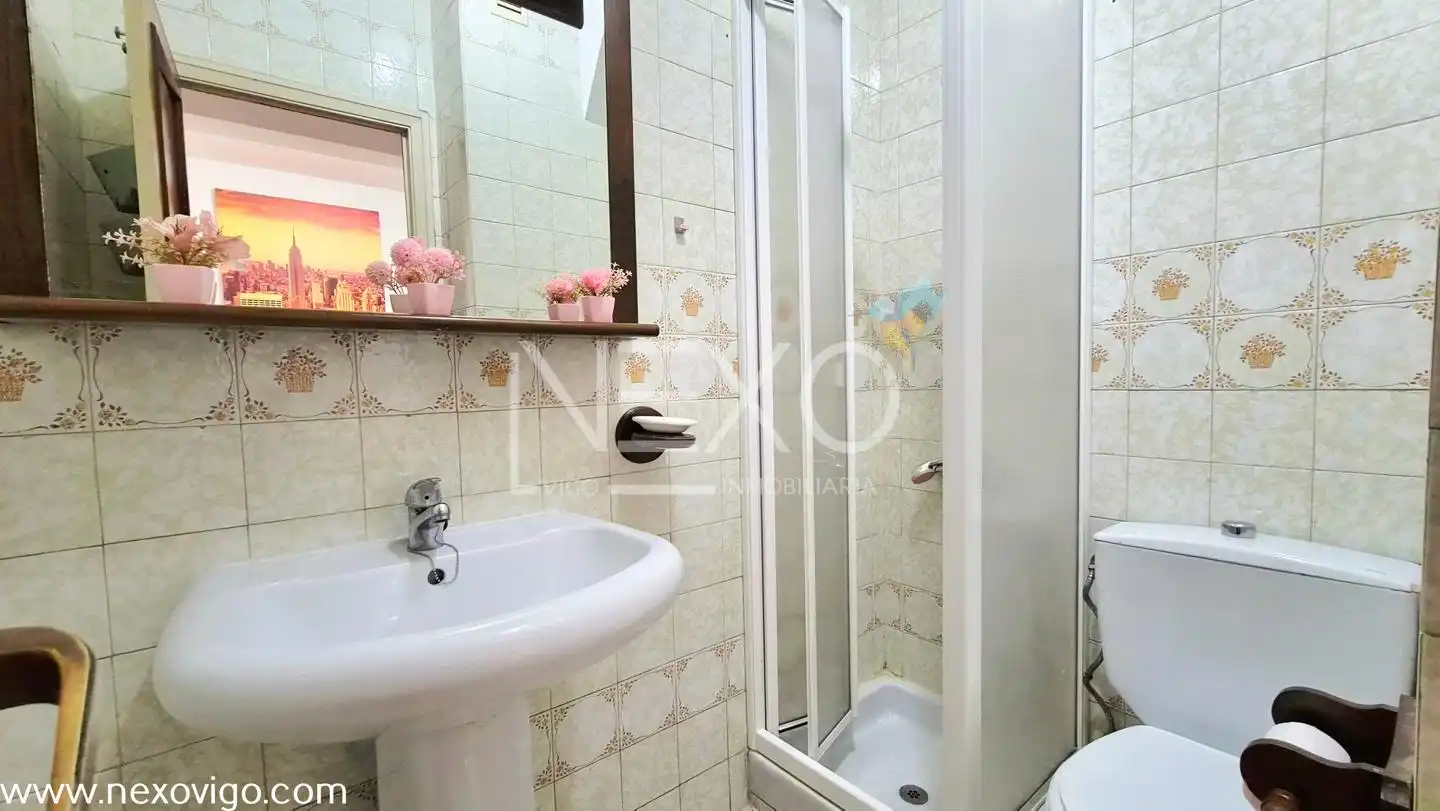 Flat for sale in Avenida da Gran Vía, O Castro