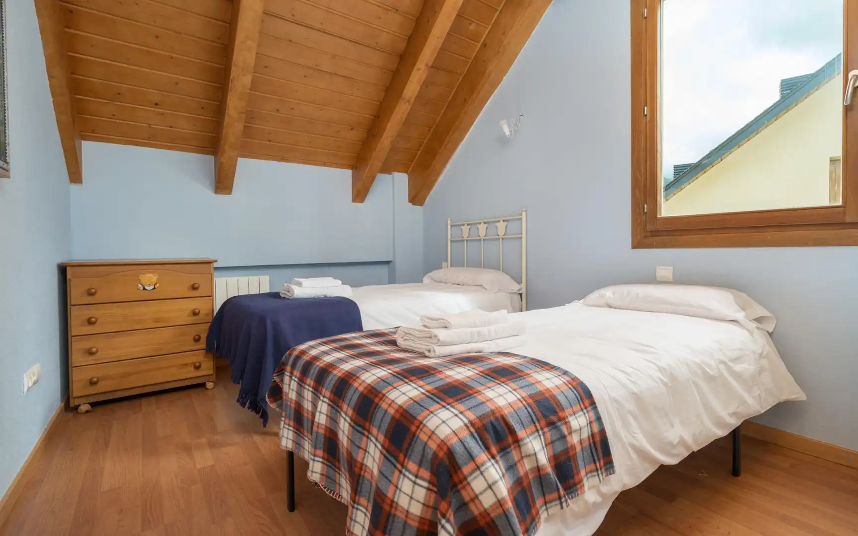 Schlafzimmer von Dachboden zur Miete in Villanúa, Huesca