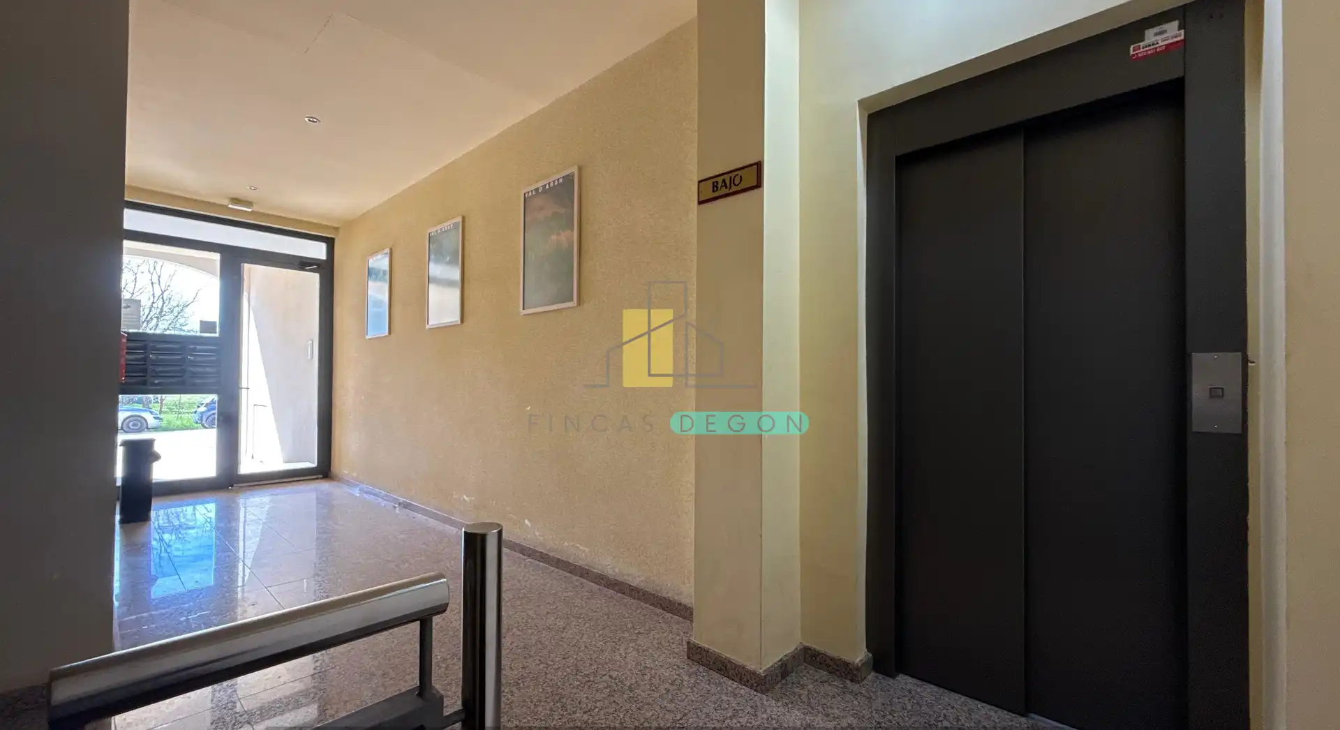 Apartamento en venta en Empuriabrava con Calefacción, Terraza y Amueblado