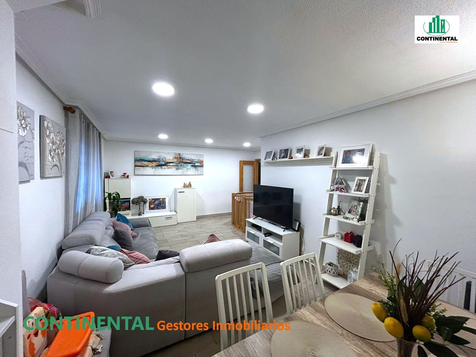 Flat for sale in ESTAFETA, Casa Amarilla