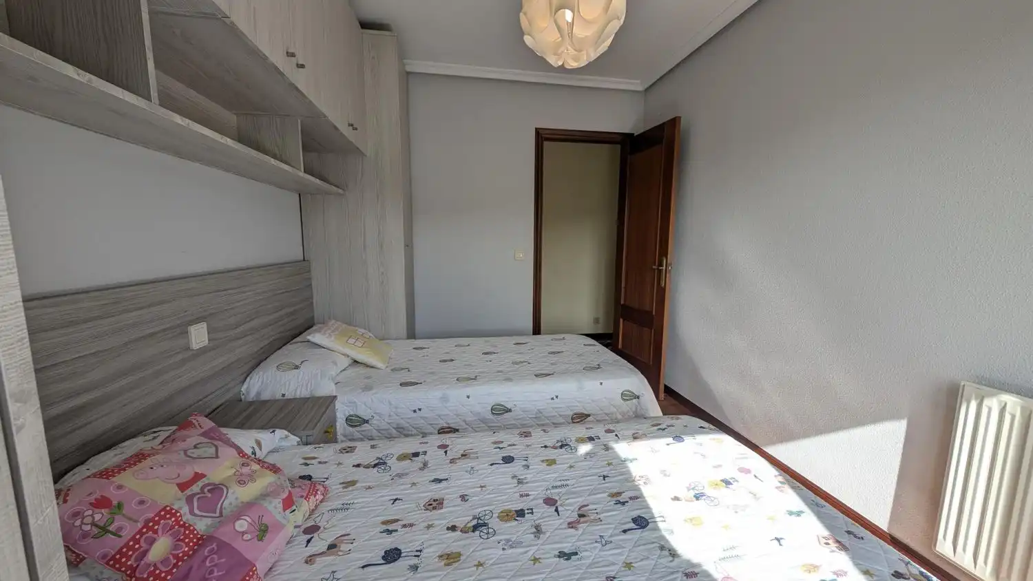 Habitación de Piso de alquiler en Piélagos con Calefacción, Terraza y Amueblado