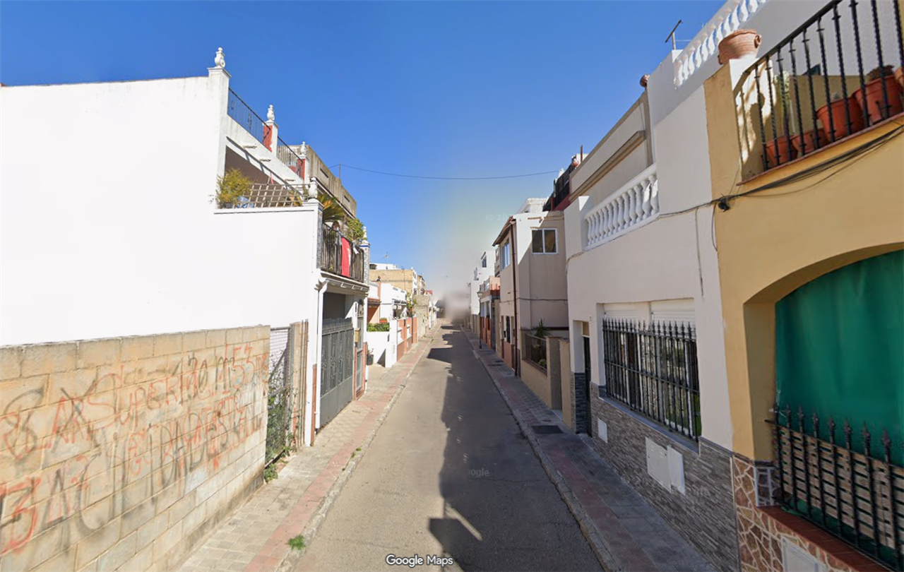 Exterior view of Single-family semi-detached for sale in Alcalá de Guadaira