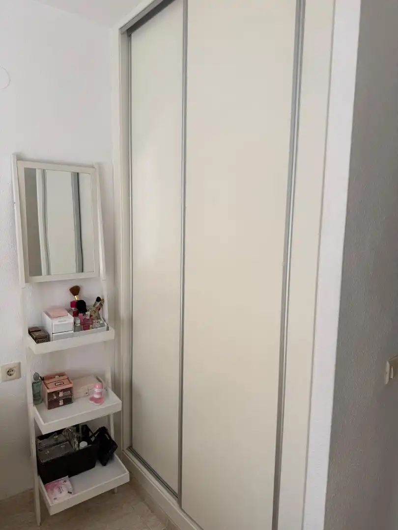 Habitación de Piso en venta en Valencia con Aire acondicionado, Horno y Balcón