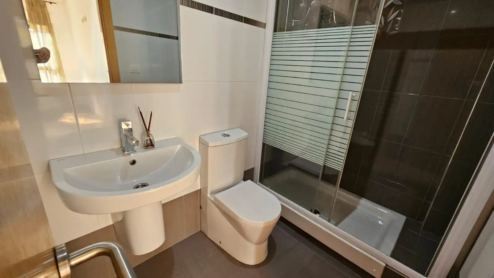 Baño de Piso de alquiler en Elche / Elx con Amueblado