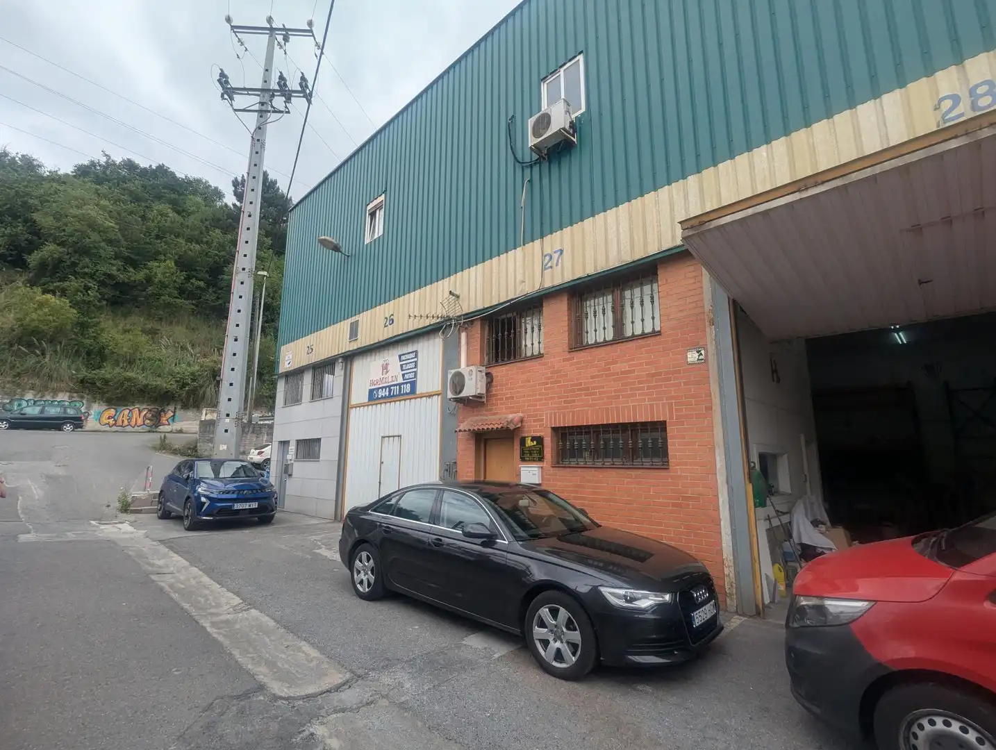 Exterior view of Industrial buildings for sale in Erandio