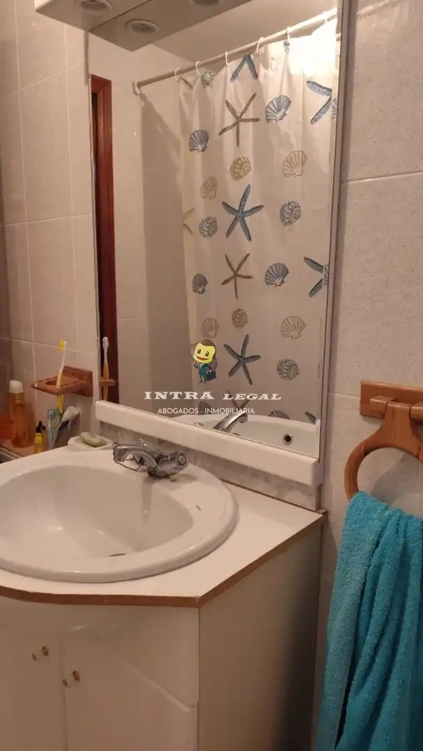 Bathroom of Houses for sale in Valverdón  with Heating, Swimming Pool and Furnished