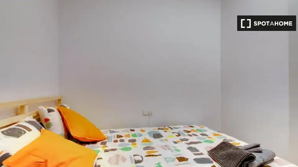 Habitación de Piso de alquiler en Barcelona con Aire acondicionado, Calefacción y Amueblado