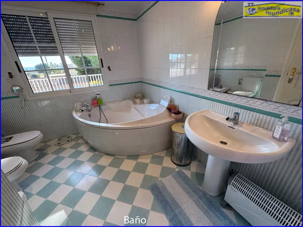 Baño de Casa o chalet en venta en Santomera con Aire acondicionado, Calefacción y Jardín privado
