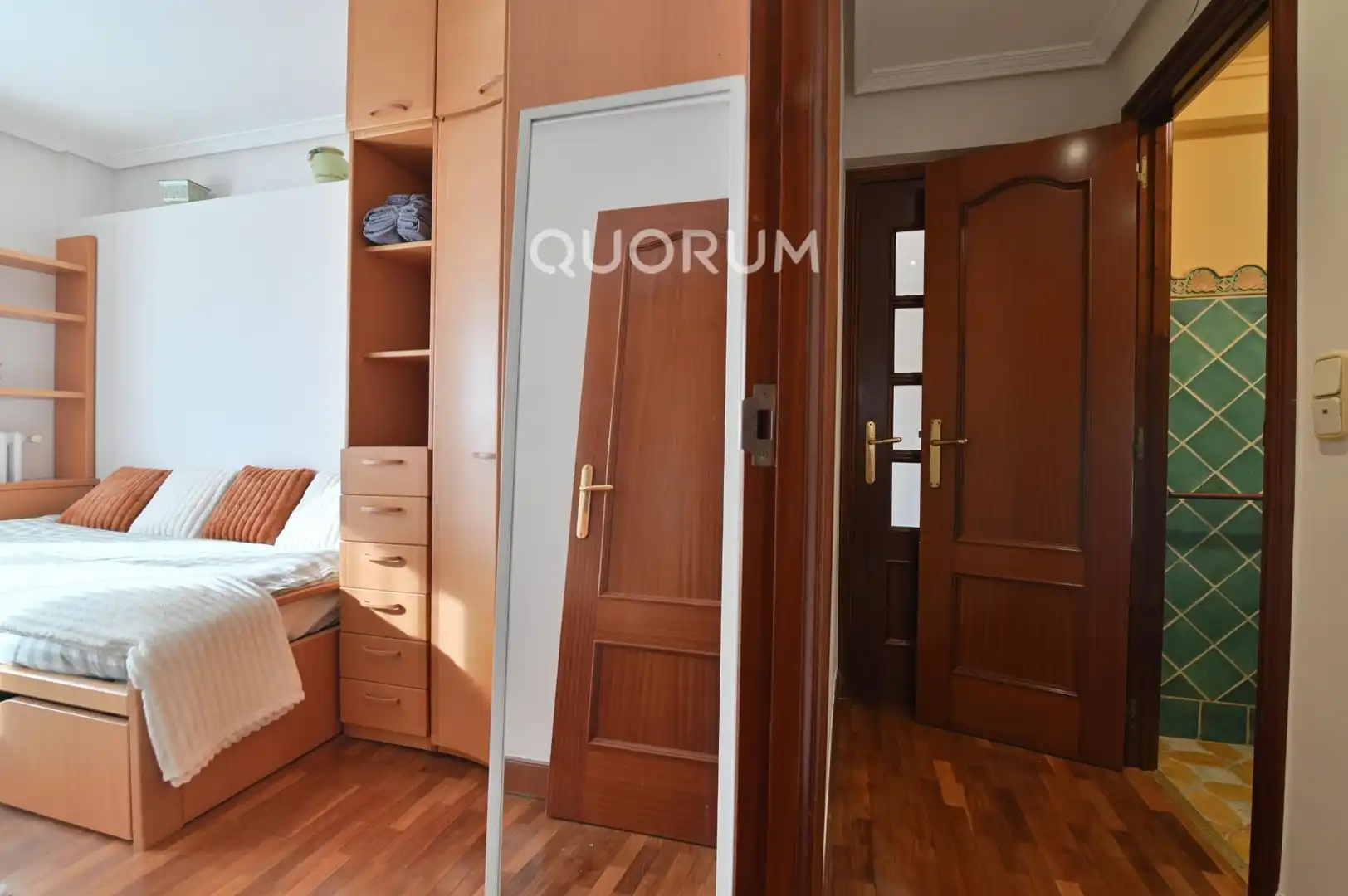 Habitación de Piso de alquiler en Uribarri