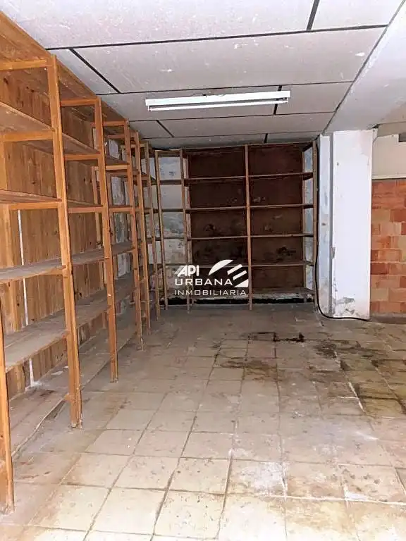 Commercial properties for sale in San Juan De Ávila, 4, Montilla